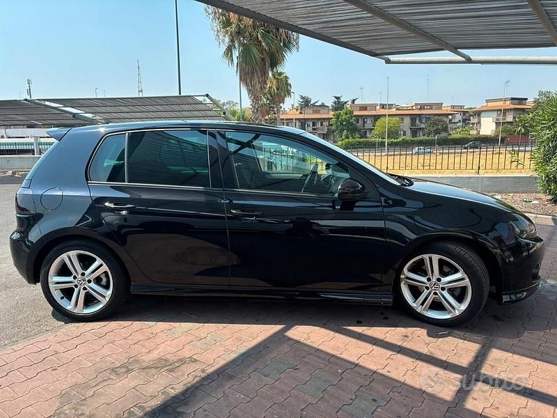 Usata VW Golf VI R-line 122 CV (89 kW) 2010 Utilitaria