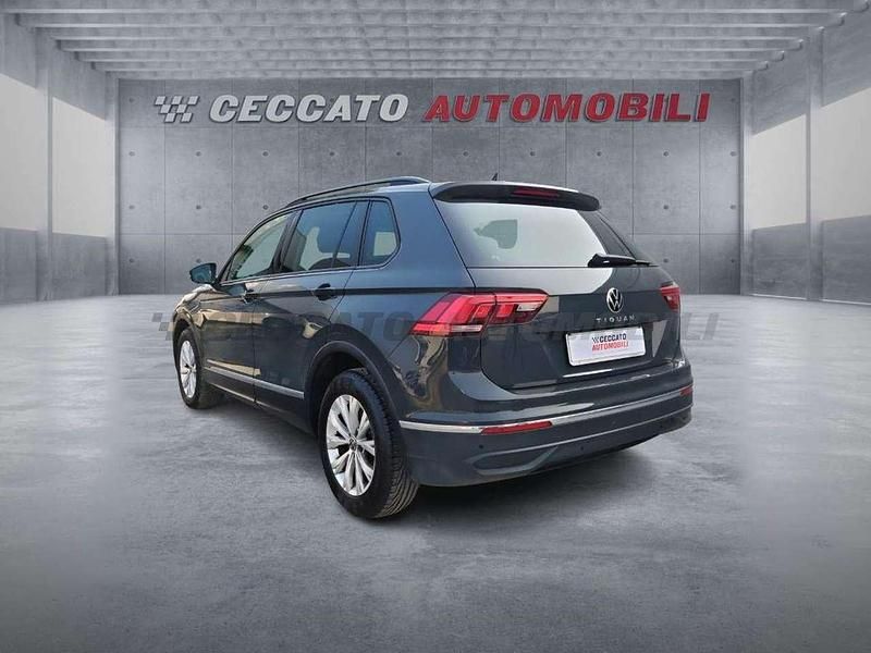 Usata VW Tiguan Life 150 CV (110 kW) 2024 Grigio SUV