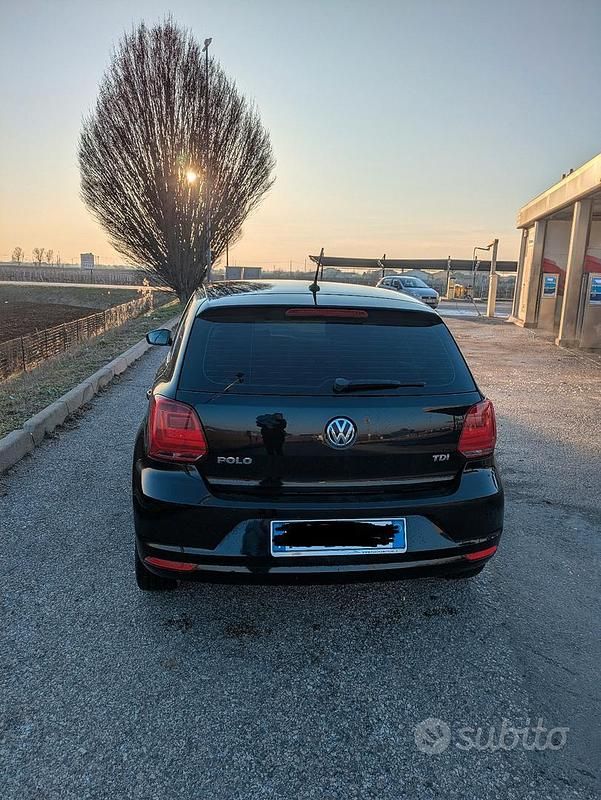 Usata VW Polo 75 CV (55 kW) 2016 Nero Berlina
