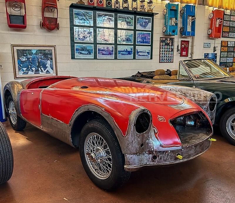 Usata MG MGA 67 CV (49 kW) 1957 Rosso Cabrio
