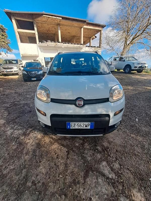 Usata Fiat Panda Cross Cross 74 CV (54 kW) 2015 Bianco Utilitaria