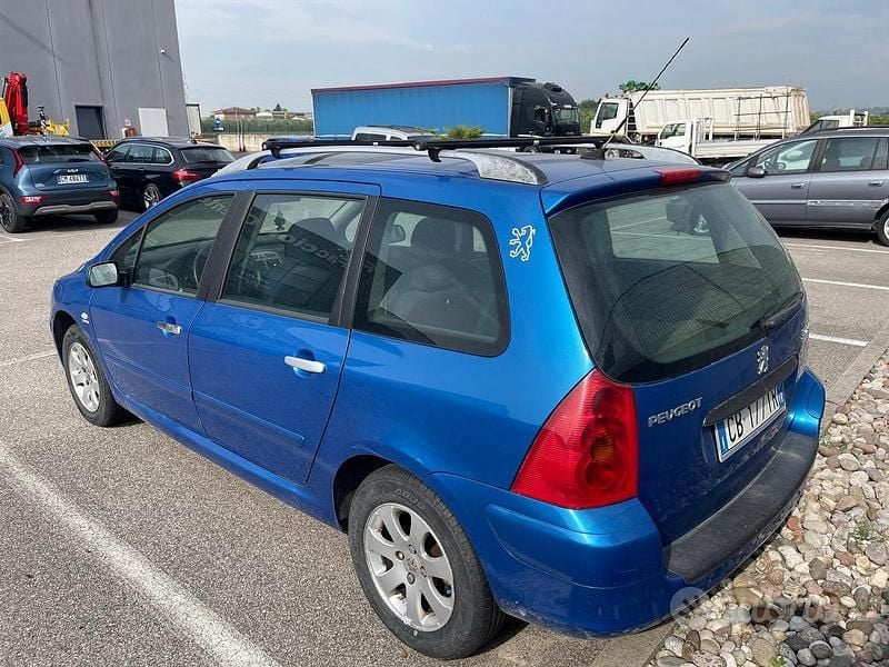 Usata Peugeot 306 110 CV (80 kW) 2002 Blu Station wagon