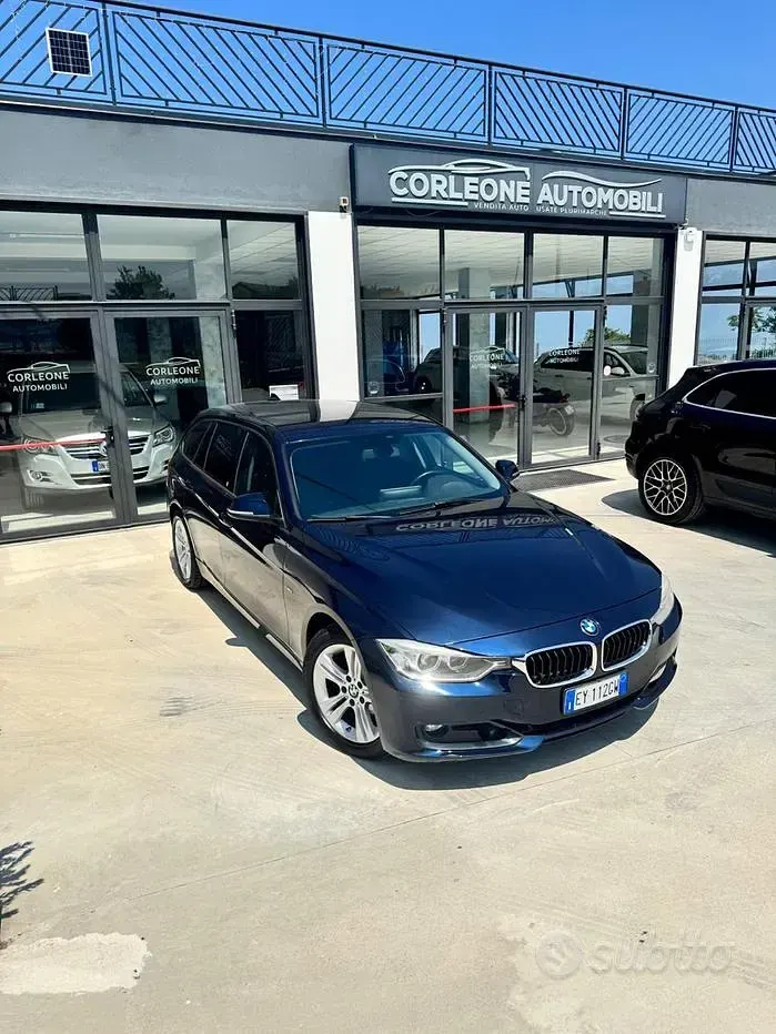 Usata BMW 316 Sport Line 116 CV (85 kW) 2015 Blu Station wagon