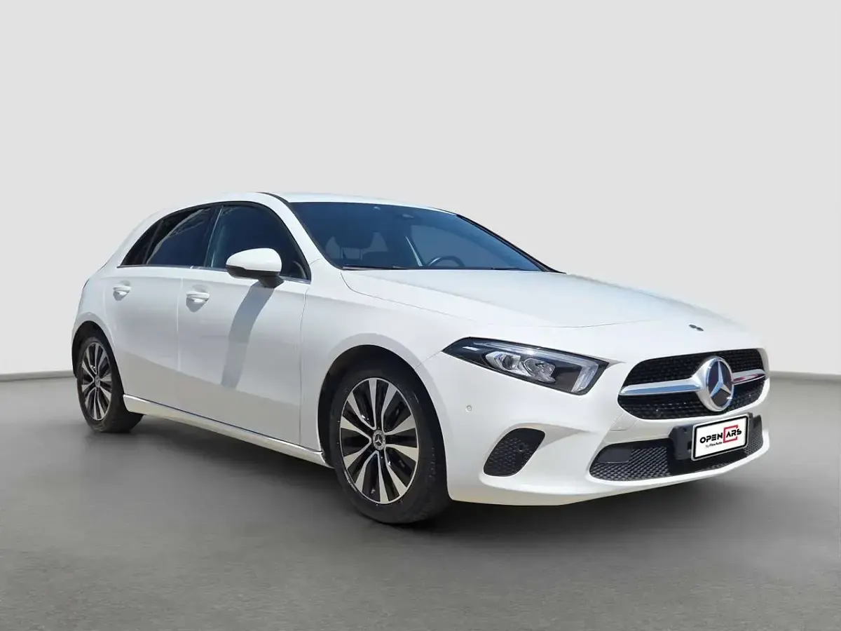 Usata Mercedes A160 Business 109 CV (80 kW) 2022 Bianco Utilitaria