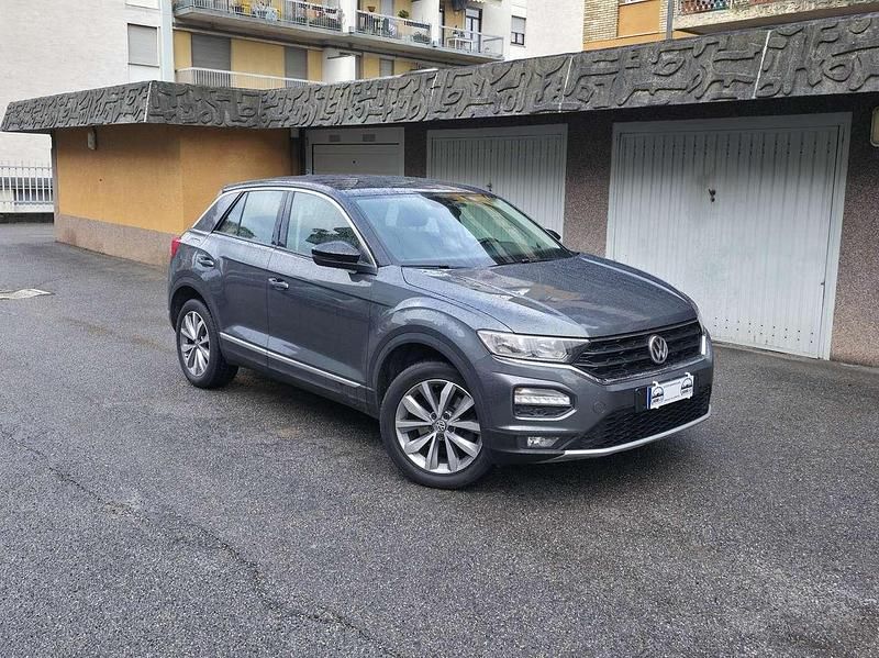 Usata VW T-Roc Advance 150 CV (110 kW) 2018 Argento SUV