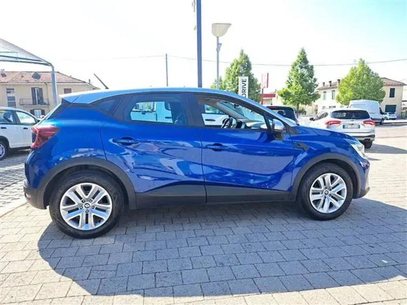Usata Renault Captur Zen 100 CV (73 kW) 2021 Blu SUV