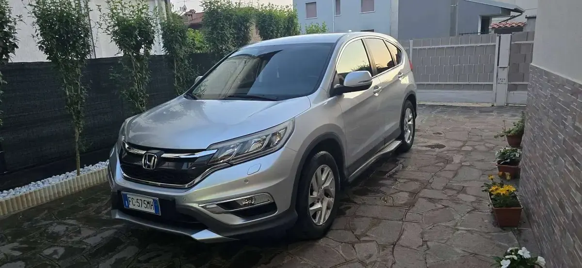 Usata Honda CR-V Elegance 160 CV (117 kW) 2016 Argento SUV