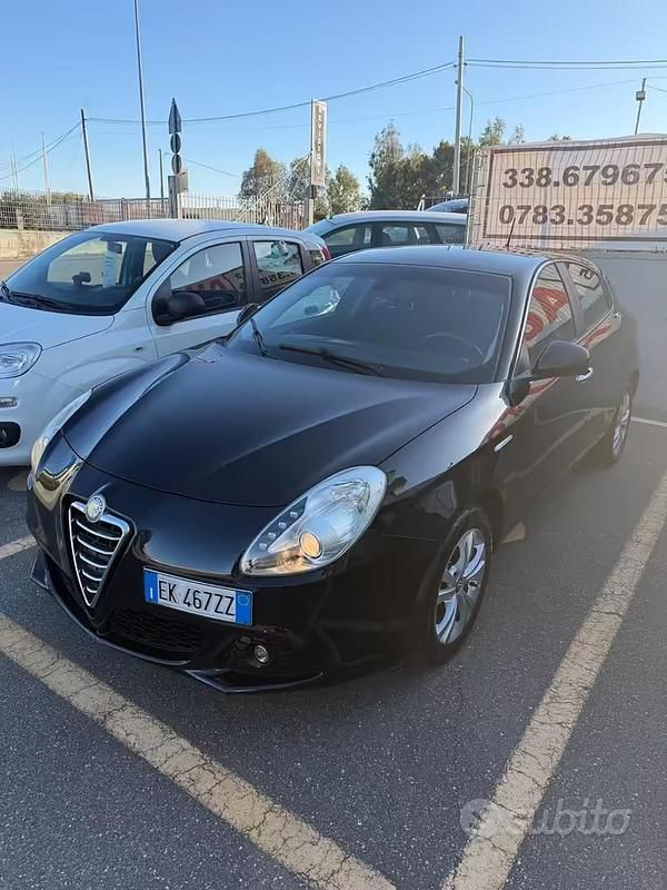 Usata Alfa Romeo Giulietta Distinctive 105 CV (77 kW) 2012 Nero Utilitaria
