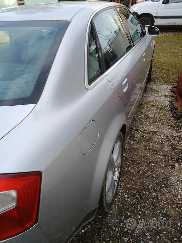 Usata Audi A4 180 CV (132 kW) 2001 Berlina