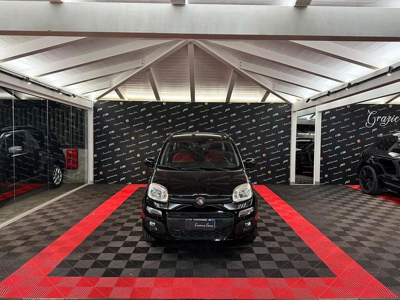 Usata Fiat Panda Lounge 95 CV (69 kW) 2018 Nero Utilitaria