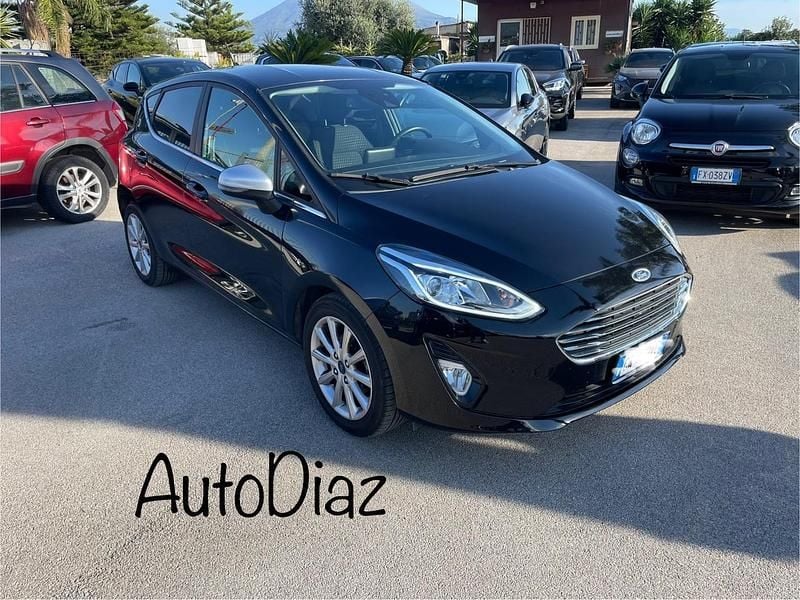 Nero Usata 2021 Ford Fiesta Utilitaria | 9900 € (Super prezzo) - Immagine 1/4