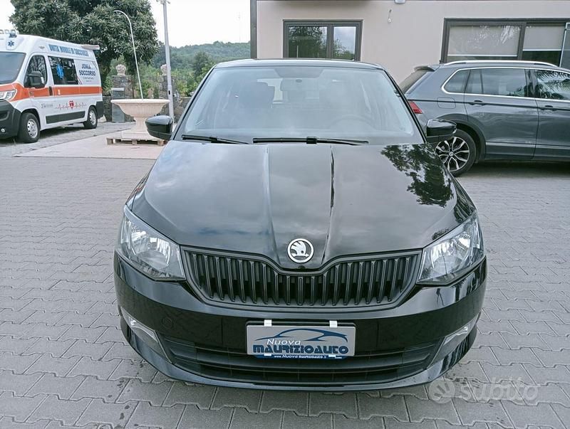 Nero Usata 2018 Skoda Fabia Ambition Due volumi | 8900 € (Cara) - Immagine 1/4