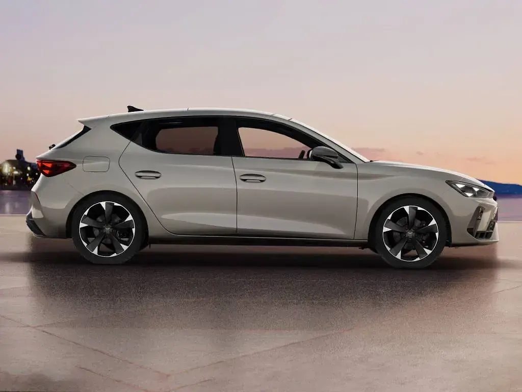 Nuova Cupra Leon 150 CV (110 kW) 2026 Taiga grey Berlina