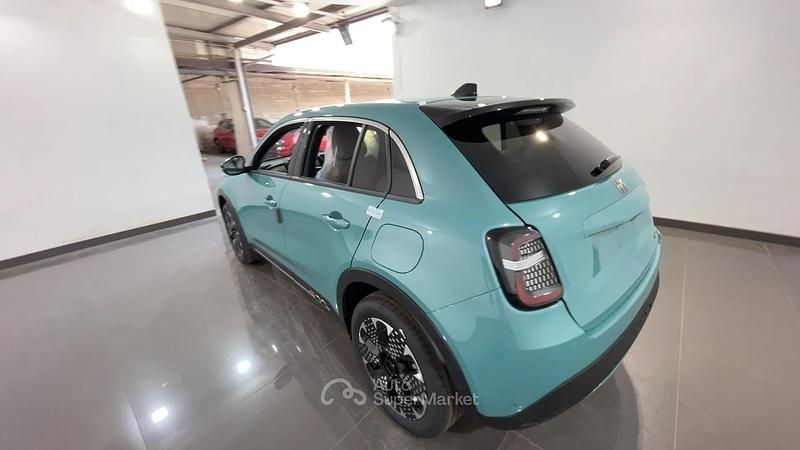 Nuova Fiat 600 La Prima 101 CV (74 kW) 2026 Blu SUV