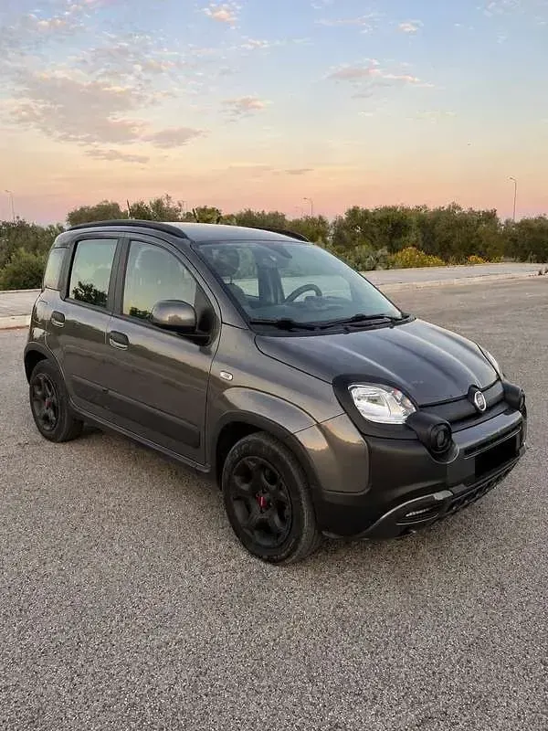 Käytetty Fiat Panda Cross Cross 69 HP (50 kW) 2022 Viistoperä