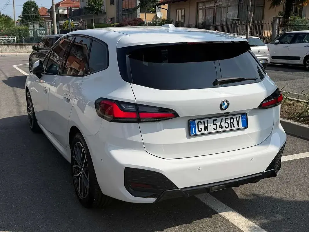 Usata BMW 218 Gran Coupé M Sport 150 CV (110 kW) 2023 Bianco Coupé