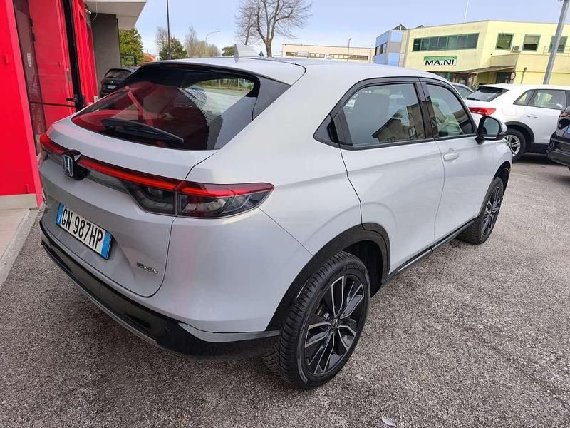 Begagnad Honda HR-V Advance 107 HK (78 kW) 2023 Silver SUV