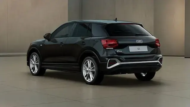 Usata Audi Q2 S-Line 150 CV (110 kW) 2025 Nero mythos metallizzato SUV