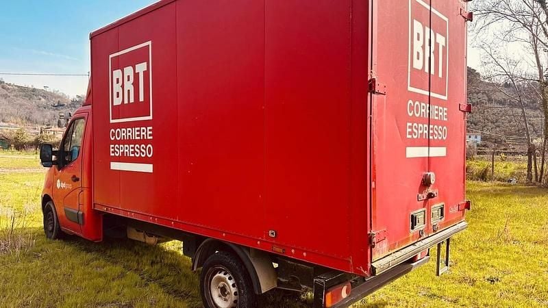 Usado Renault Master 125 CV (91 kW) 2016 Rojo Van