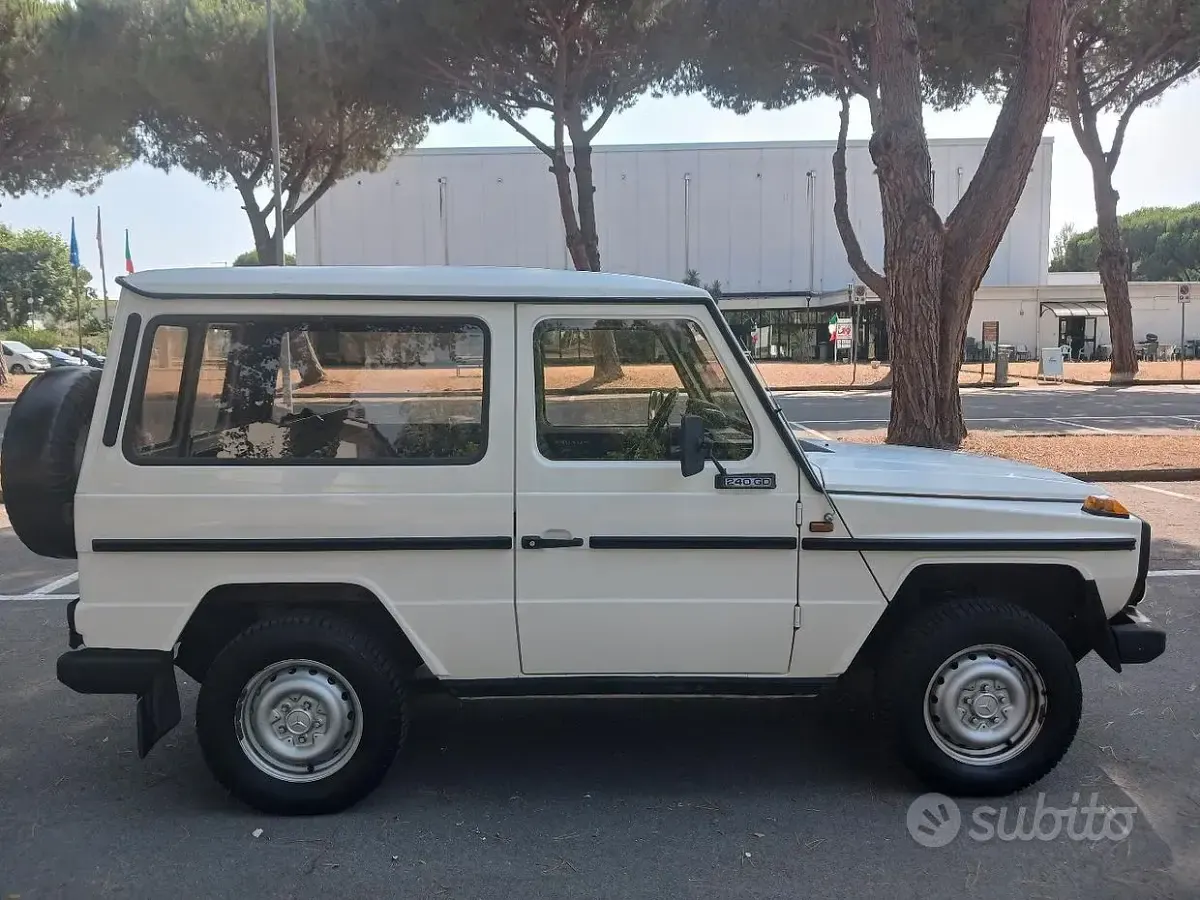Usata Mercedes G240 72 CV (52 kW) 1981 Bianco SUV