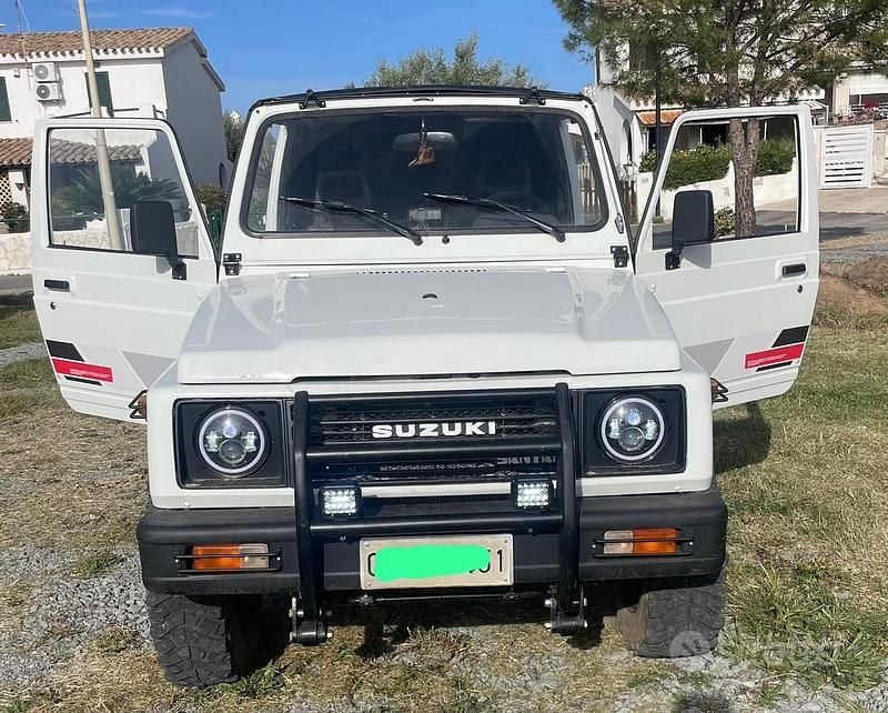Usata Suzuki Samurai 64 CV (47 kW) 1989 Bianco SUV