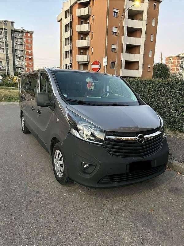 Occasion Opel Vivaro 145 ch (106 kW) 2017 Gris Monospace
