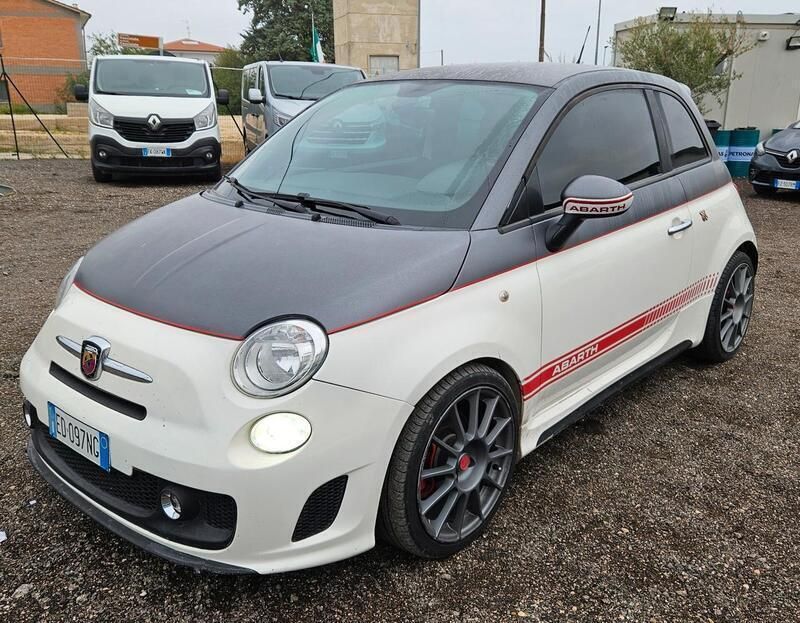 Usata Abarth 500 135 CV (99 kW) 2010 Bianco Utilitaria