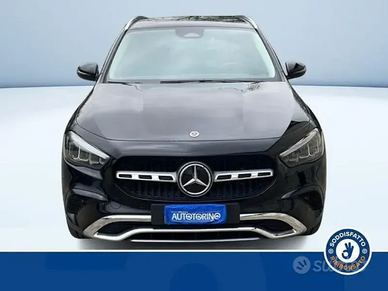 Usata Mercedes GLA200 Advanced Plus 150 CV (110 kW) 2025 Nero SUV