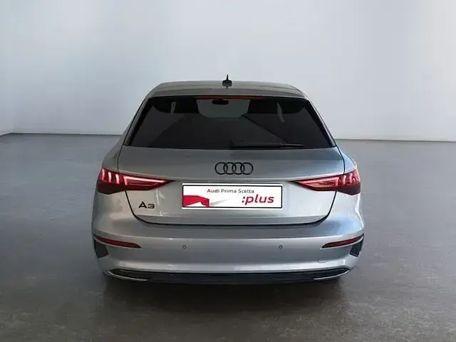 Usata Audi A3 S-Line 150 CV (110 kW) 2023 Argento Berlina