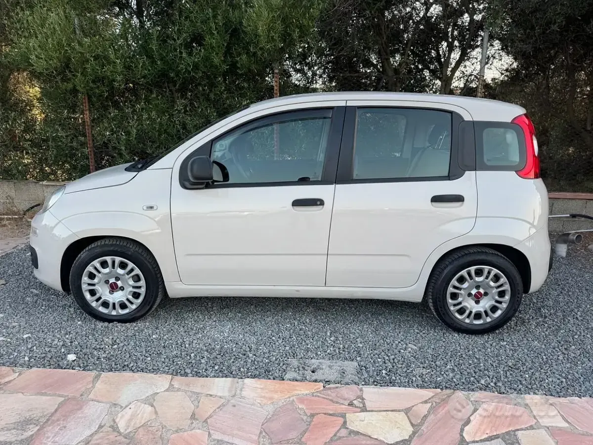 Usata Fiat Panda Easy 69 CV (50 kW) 2015 Beige Utilitaria