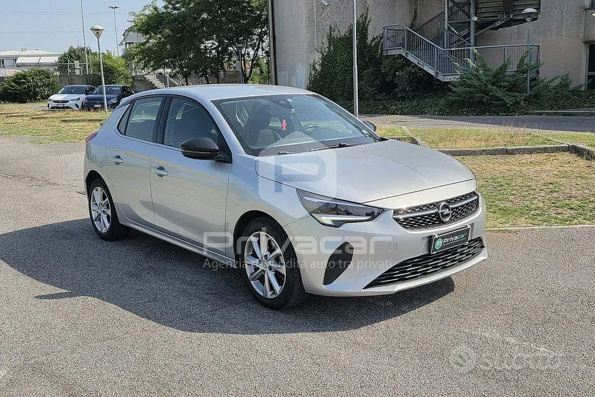 Usata Opel Corsa Elegance 101 CV (74 kW) 2022 Grigio Utilitaria