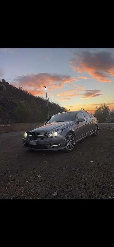 Usata Mercedes C220 Avantgarde 170 CV (125 kW) 2012 Berlina