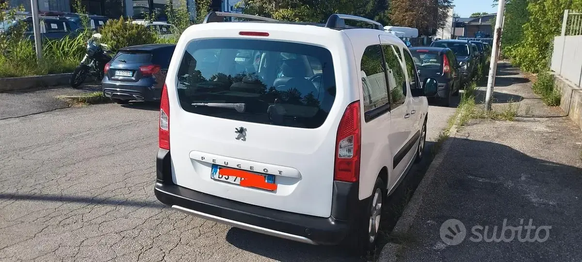Usata Peugeot Partner Tepee 109 CV (80 kW) 2008 Monovolume