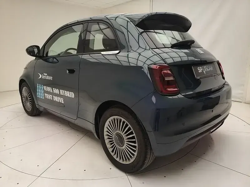 Nuova Fiat 500 65 CV (47 kW) 2025 Blu/azzurro Berlina