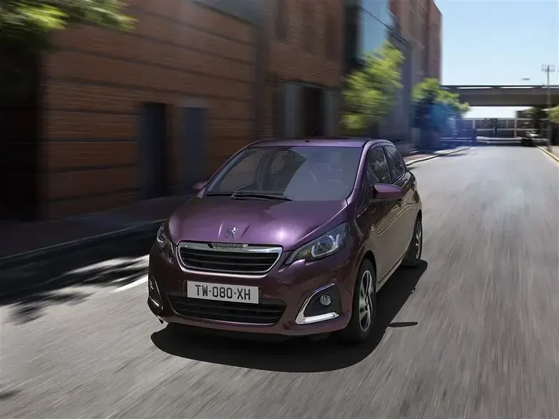 Usata Peugeot 108 Active 69 CV (50 kW) 2015 Grigio Utilitaria
