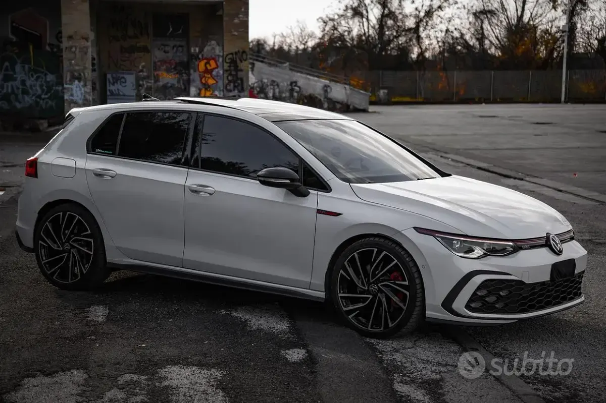 Usata VW Golf VIII GTI 245 CV (180 kW) 2022 Bianco Berlina