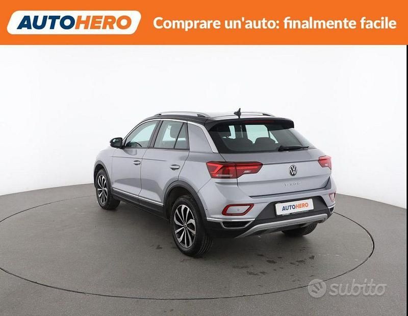Usata VW T-Roc Style 110 CV (80 kW) 2023 Grigio SUV