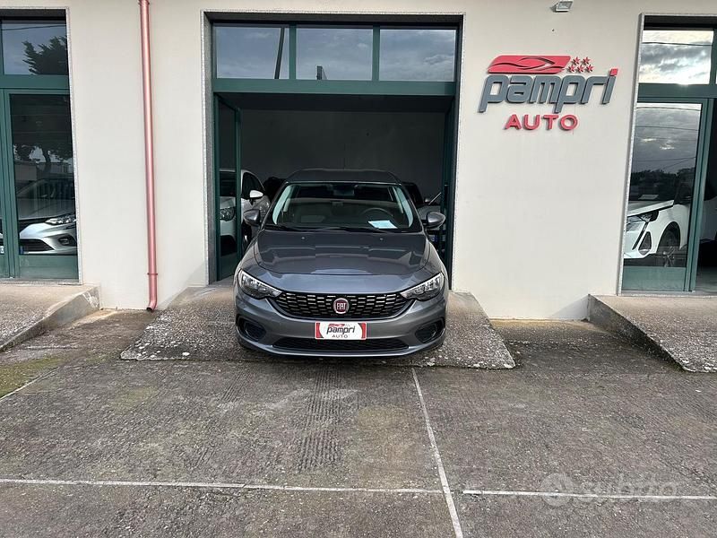 Usata Fiat Tipo Easy 95 CV (69 kW) 2019 Grigio Berlina
