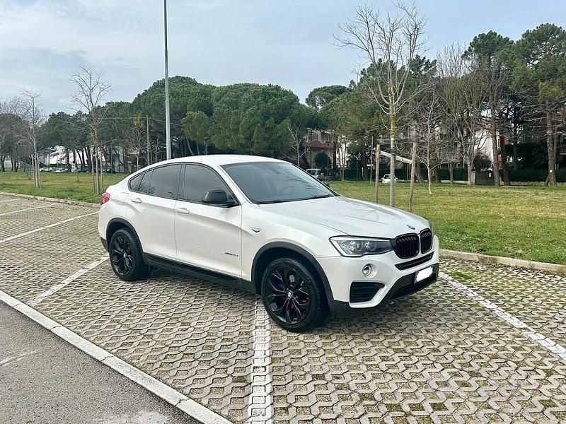 Bianco Usata 2017 BMW X4 xLine SUV | 14.500 € (Super prezzo) - Immagine 1/4