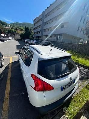Usata Peugeot 2008 82 CV (60 kW) 2015 Bianco SUV