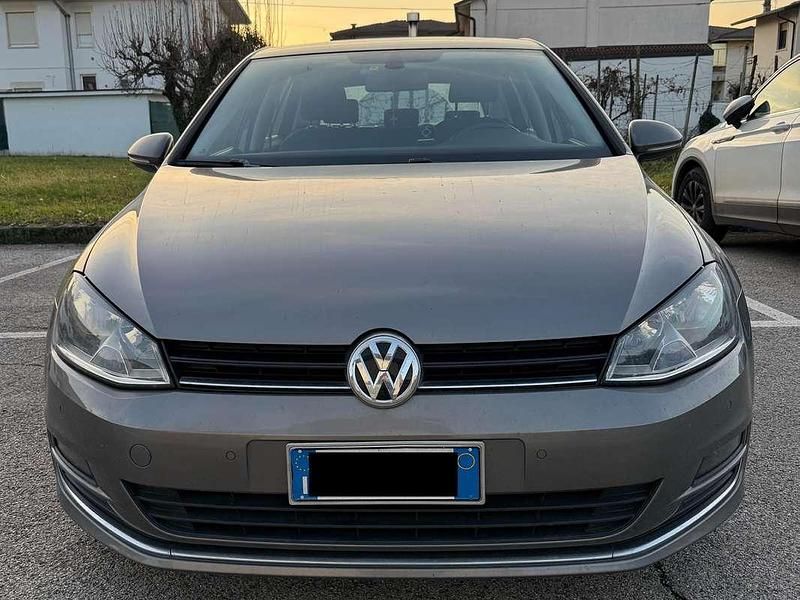 Usata VW Golf VII Highline 110 CV (80 kW) 2017 Grigio Berlina