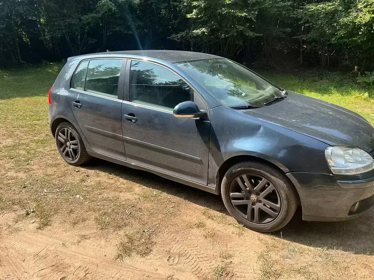 Usata VW Golf VI 105 CV (77 kW) 2008 Utilitaria