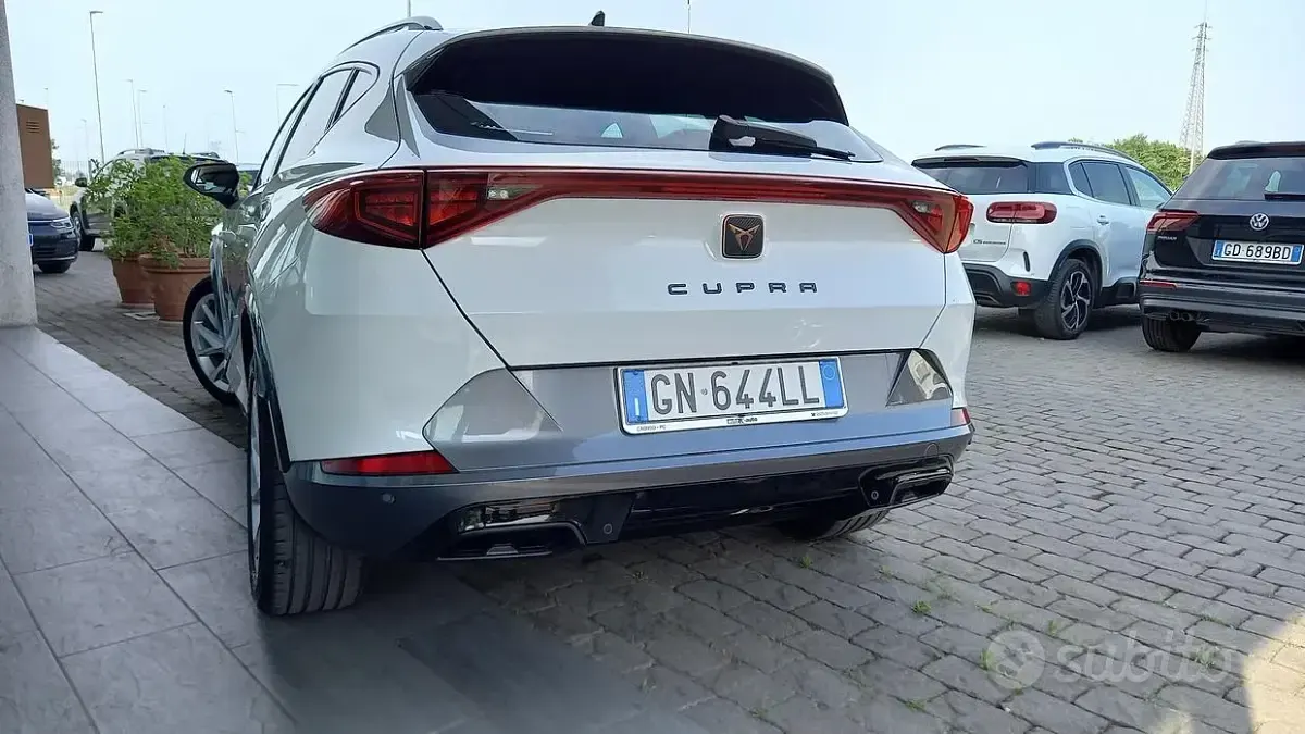 Usata Cupra Formentor 150 CV (110 kW) 2023 Bianco SUV