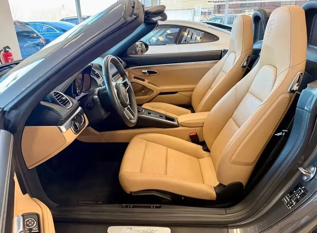 Usata Porsche 718 299 CV (219 kW) 2021 Grigio Cabrio
