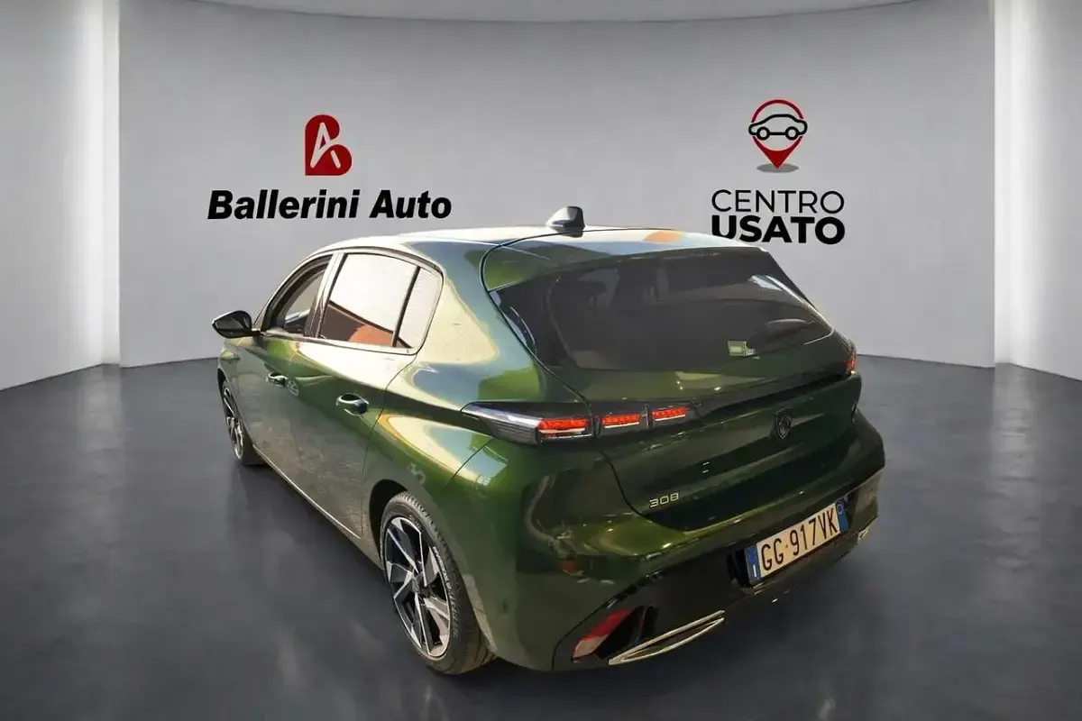 Usata Peugeot 308 Allure 131 CV (96 kW) 2022 Verde Berlina