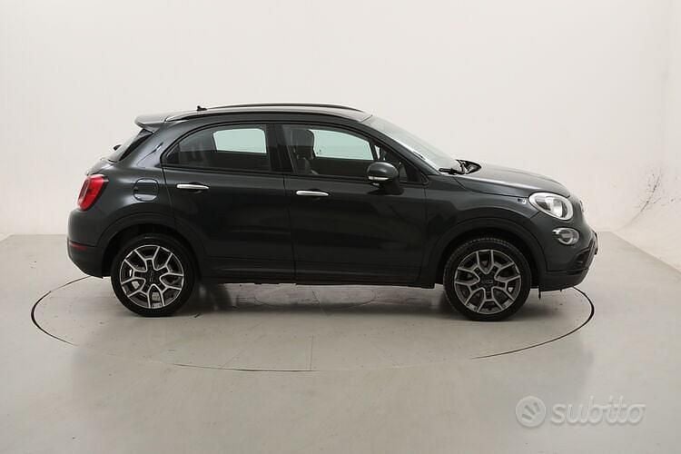 Usata Fiat 500X Cross 150 CV (110 kW) 2022 Verde scuro SUV