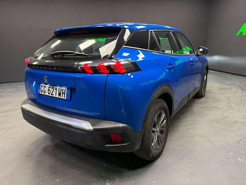 Usata Peugeot e-2008 Active 56 kW (77 CV) 2021 Blu/azzurro SUV