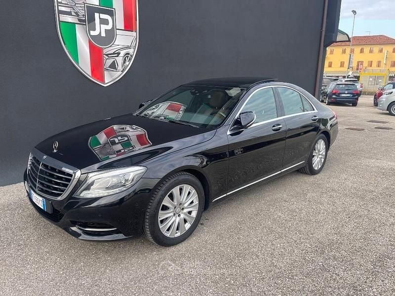 Nero Usata 2016 Mercedes S350 Premium Plus Tre volumi | 29.990 € (Super prezzo) - Immagine 1/4