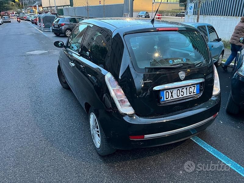 Usata Lancia Ypsilon 77 CV (56 kW) 2009 Nero Utilitaria