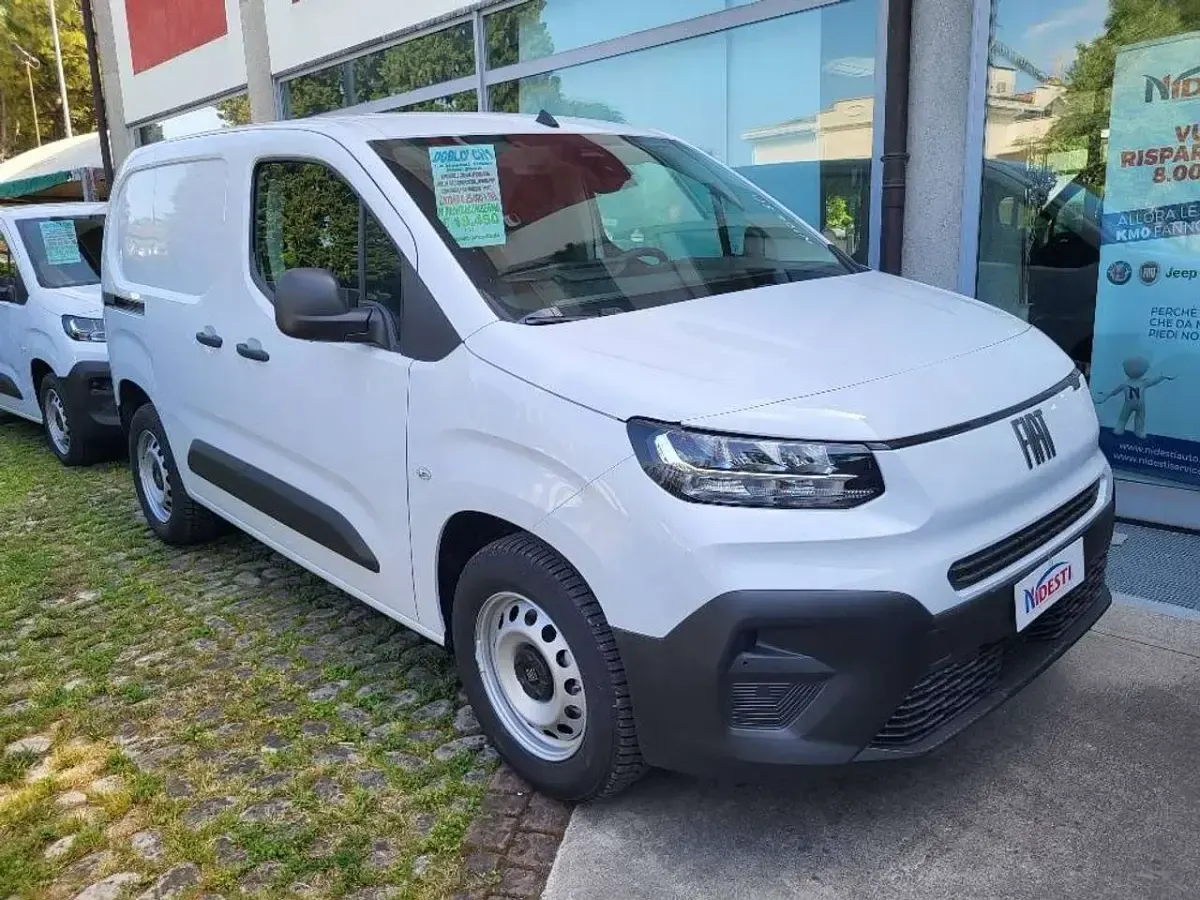 Nuova Fiat Doblò 101 CV (74 kW) 2026 Bianco gelato Monovolume